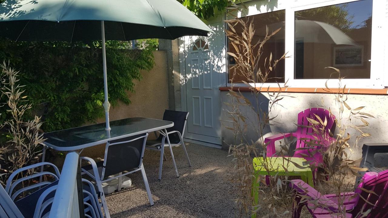 Gite Mercuès Exteriör bild